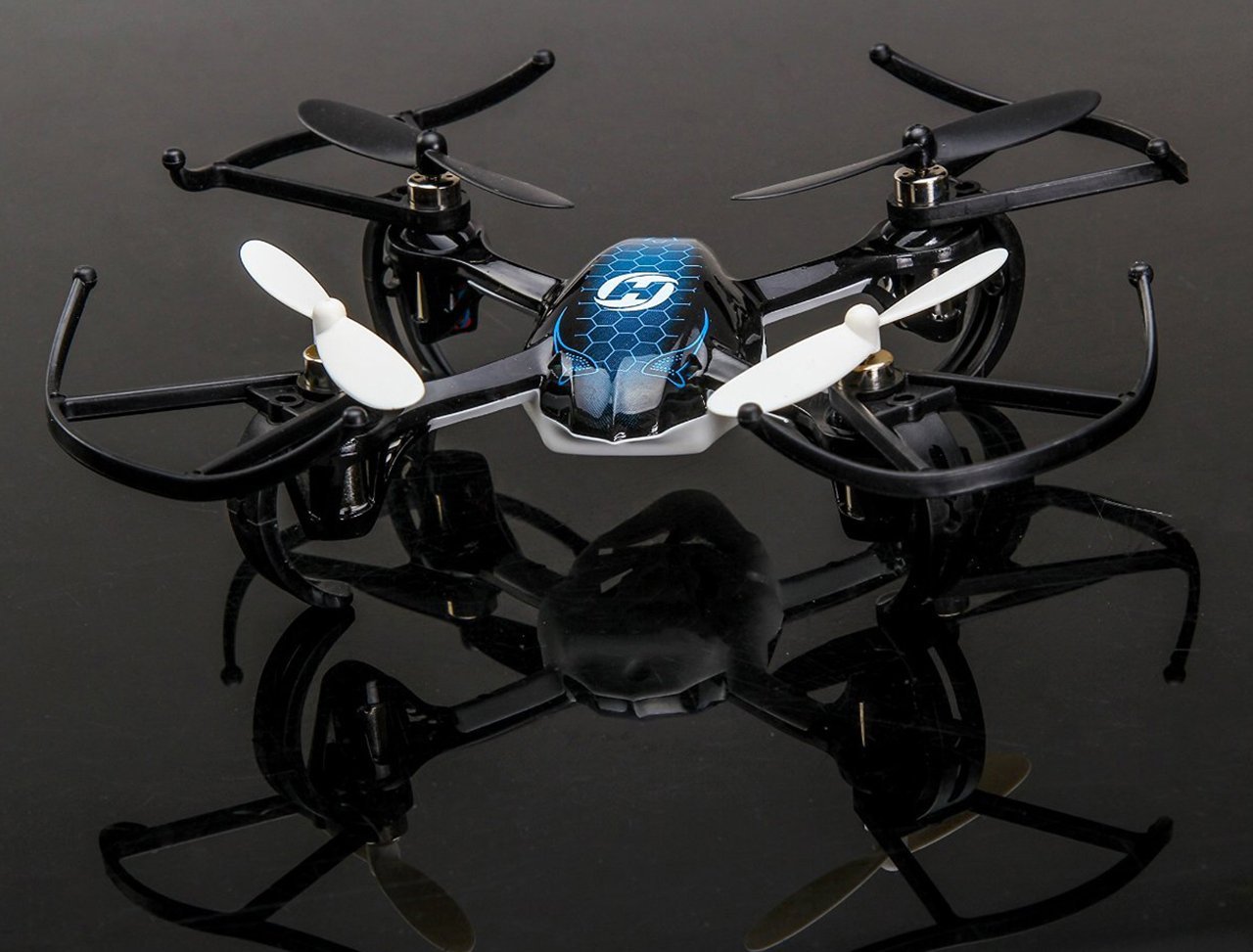 dron amateur predator hs170