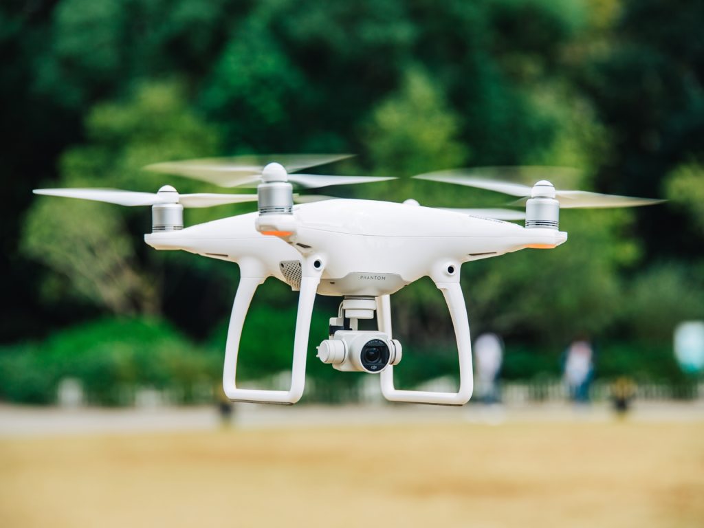 how to choose a drone; dij phamdom