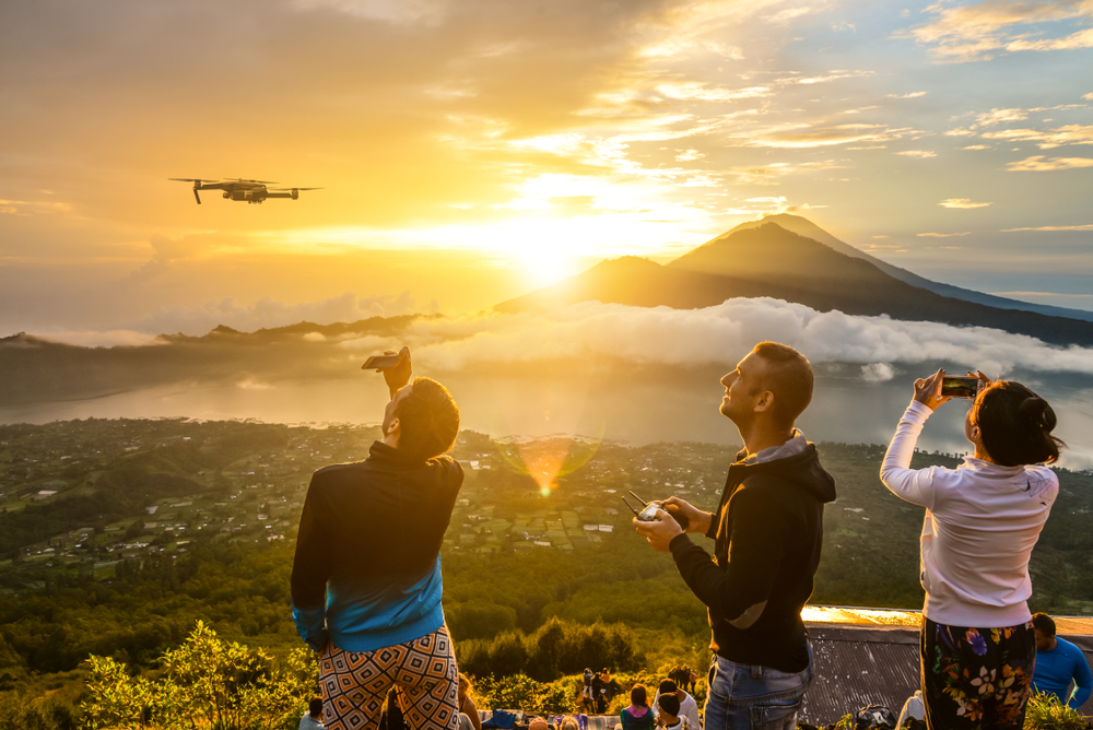 7 Best Drones for Your Next Vacation