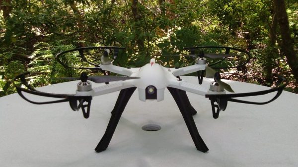 admirable FORCE1 F100 GOPRO-COMPATIBLE QUADCOPTER