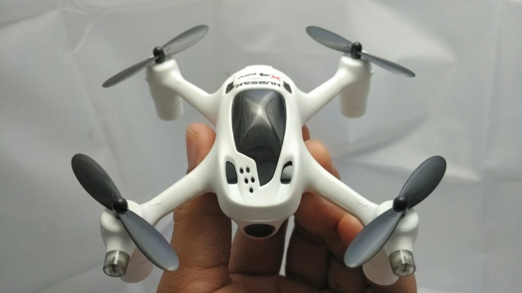 outstanding Hubsan FPV X4 H107D